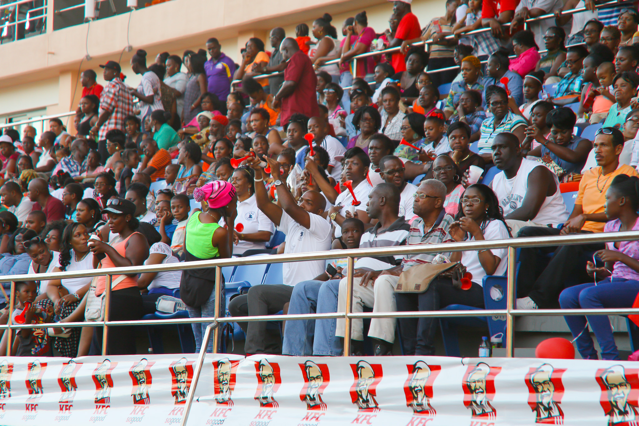 spectators_at_kfc_relay_meet_grenada_2016