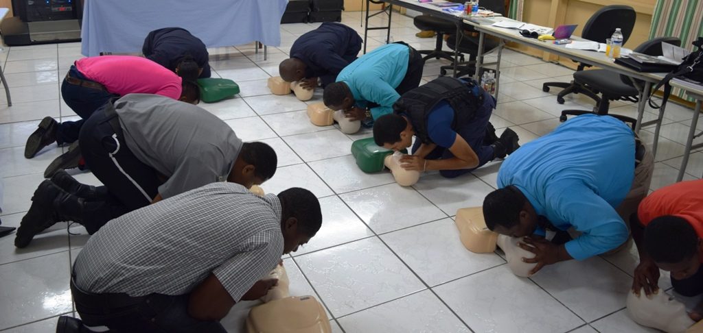 THIRTY POLICE OFFICERS SHARPEN THEIR SKILLS IN FIRST AID AND CPR