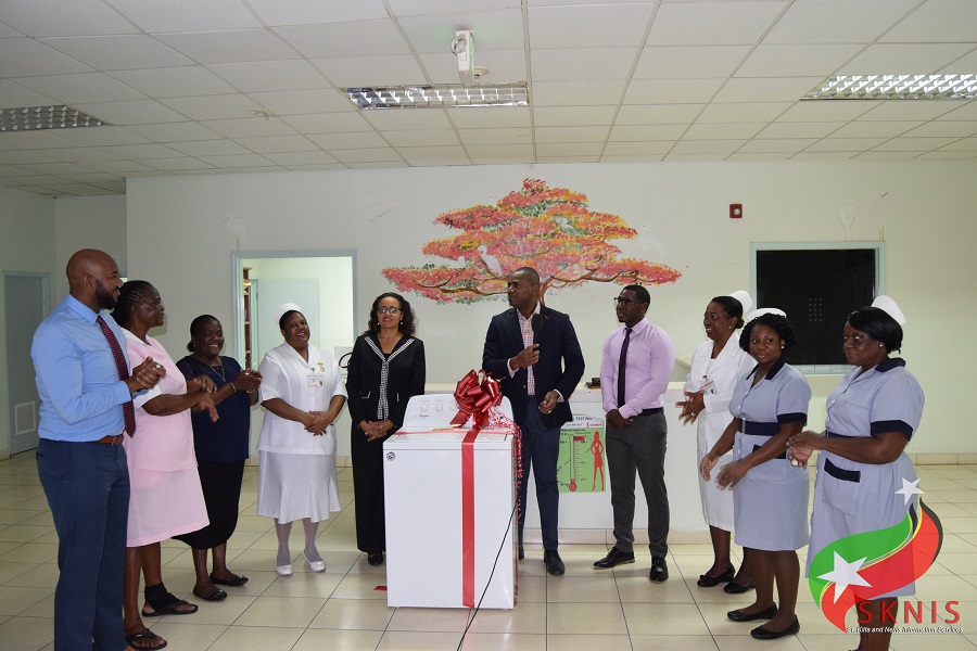 POGSON MEDICAL CENTER IN ST. KITTS RECEIVES WASHING MACHINE FROM DELTA PETROLEUM