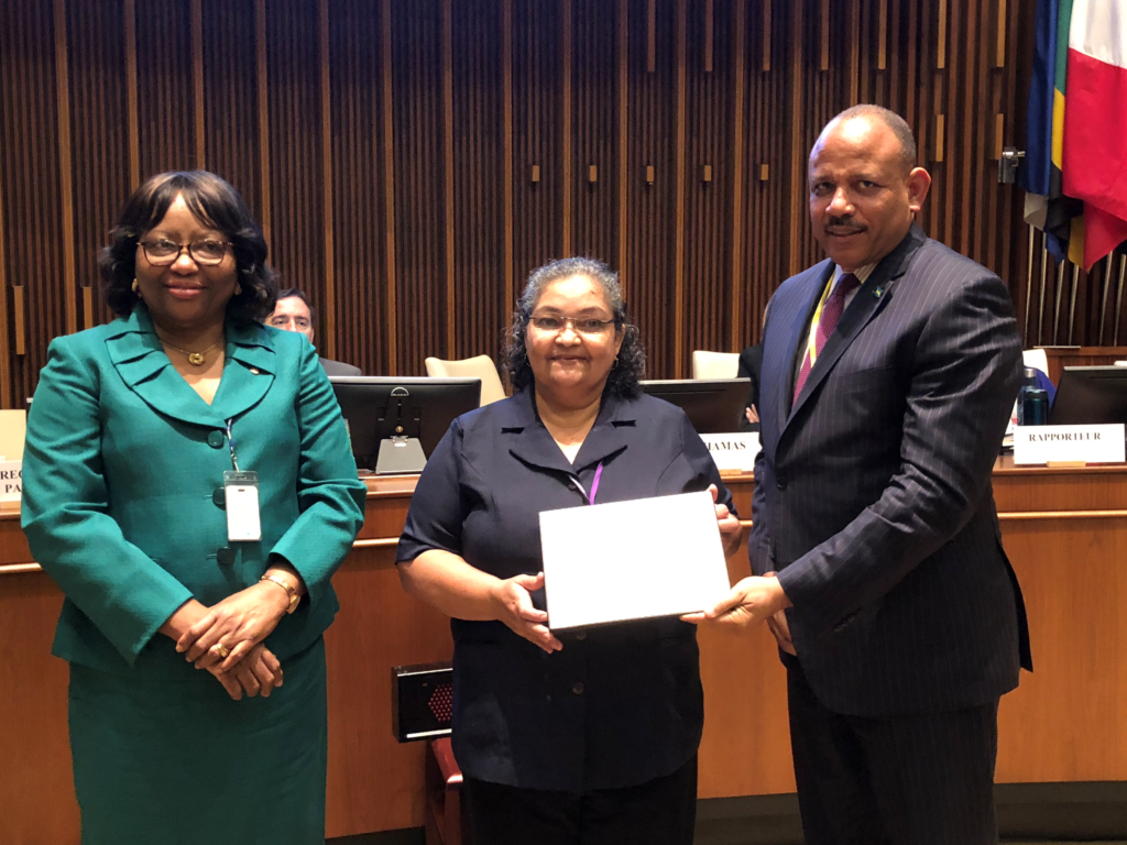Belizean Health Official Receives 2018 PAHO Award for Health Service Management and Leadership