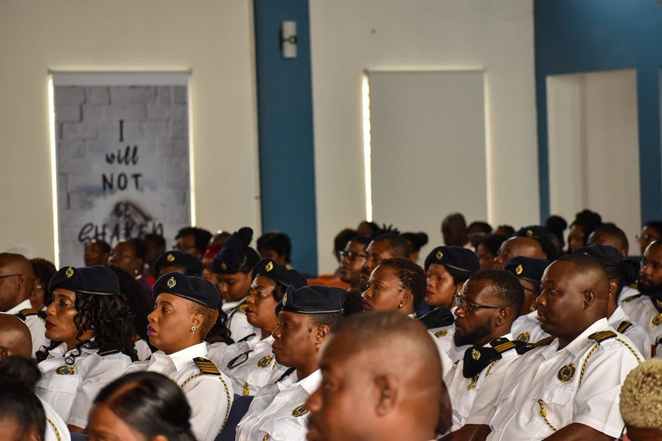 SENIOR MINISTER AMORY APPLAUDS SACRIFICE OF CUSTOMS AND EXCISE DEPARTMENT STAFF