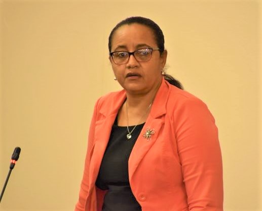 MINISTER PHIPPS FULLY ENDORSES $952 MILLION PEOPLE-CENTRED BUDGET