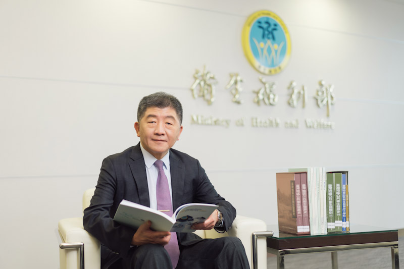 Taiwan’s COVID-19 containment strategy utilizing innovative technology and universal health coverage