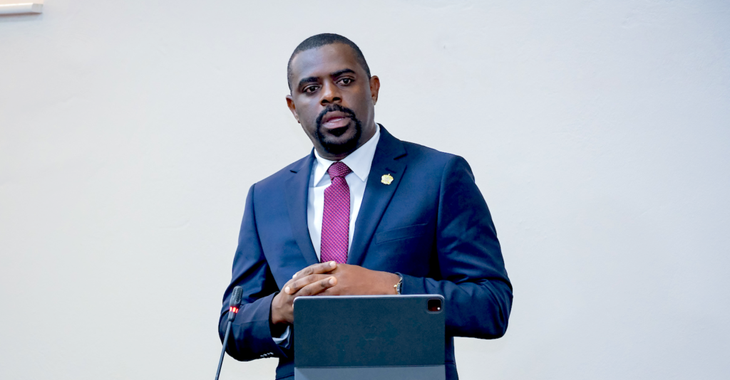 MINISTER DUGGINS CELEBRATES SUCCESS OF CREATIVE ARTS FUND AND ANNOUNCES UPCOMING CREATIVE POWER ARTS CONVENTION