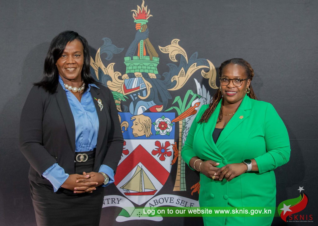 PUBLIC URGED TO DISPOSE OF GARBAGE PROPERLY AND MAINTAIN THE CLEANLINESS OF INDEPENDENCE SQUARE